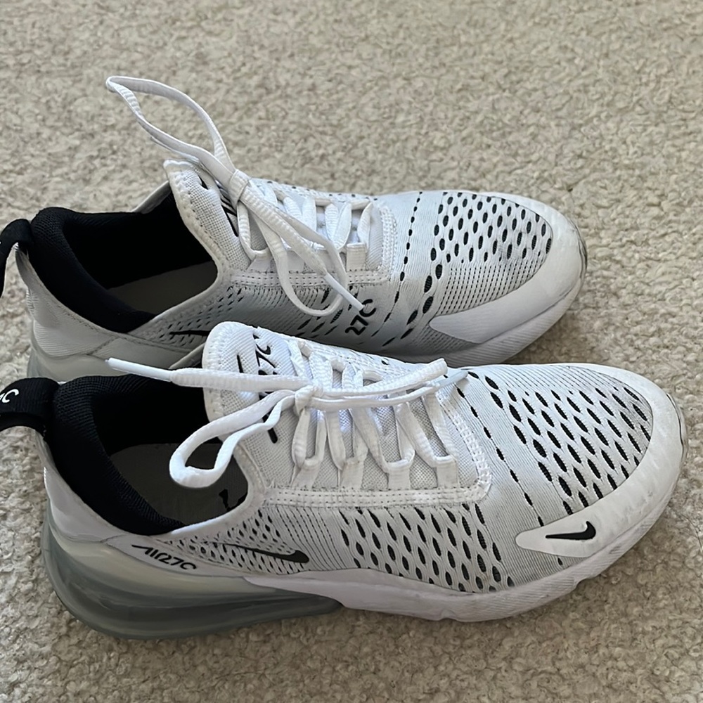Nike Airmax 270- White